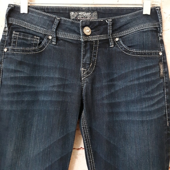 Silver Suki Straight Blue Denim Stretch Jeans - Picture 2 of 8
